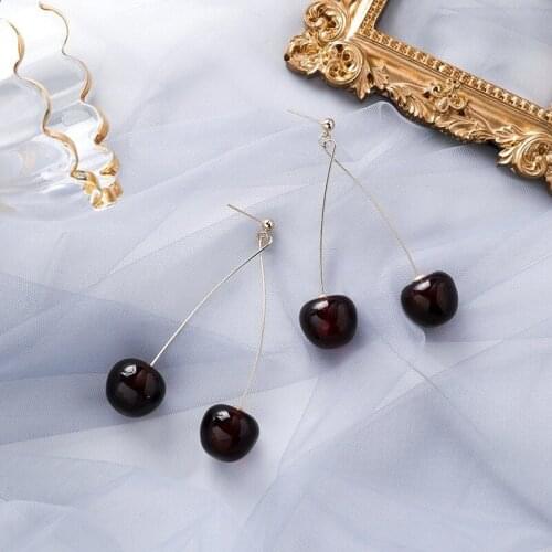 Wholesale Autumn and Winter New Wine Red Cherry Earrings Retro Earrings Temperament Long Earrings for Women 2020