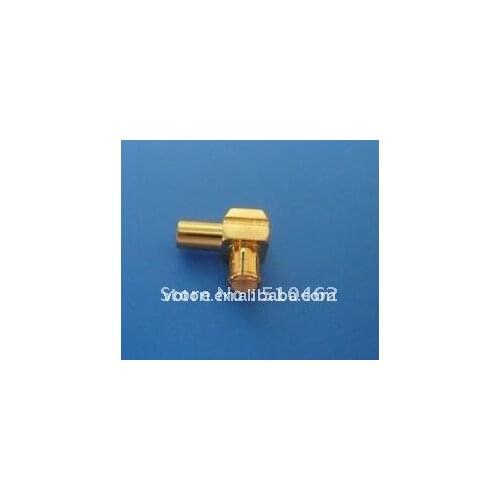 MCX connector M R/A for 086 RF cable