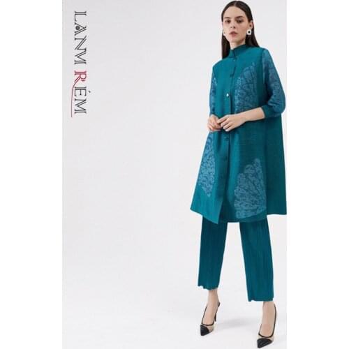 LANMREM Vintage Printed Flower Long Shirt For Women Fashion Loose Three Quarter Sleeves Stand Collar Female Elegant Shirts 2C408