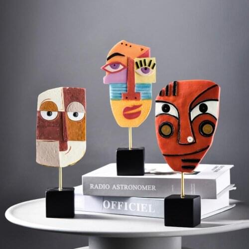 Abstract Art Figure Desktop Ornament Eye-catching Resin Funny Interesting Face Art Display Mold Figurines for Home Decoration