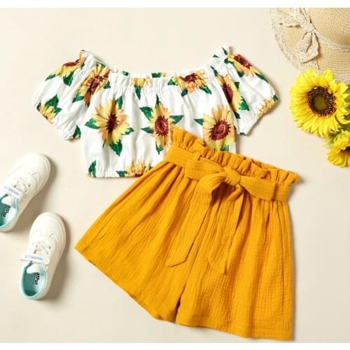 PatPat Pretty Kid Girl Sunflowers Floral Print Off Shoulder Top Bowknot Shorts Casual Sets