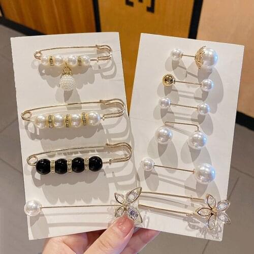 Brooch Set Big Beads Fashion Clothing Brooches for Women Pearl Lapel Pin Sweater Dress Brooch Pins Badge Buckle Accessories