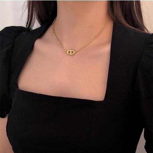 TARCLIY Trendy New Geometric Pig Nose Pendant Necklaces Fashion Metal Thin Chain Simple Clavicle Chain Vintage Women Jewelry Gif