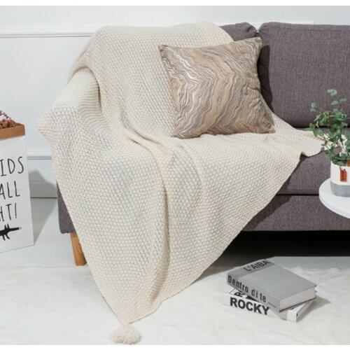Super Warm Soft Blankets Bedspread on the Bed Sofa Blanket Tassel Knitting Ball Wool Leisure Soft Warm Blankets for Home