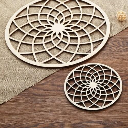 Non-slip Anti-scalding Wooden Heat Insulation Pad Round hollow Log Color Kitchen Dining Table Heat Insulation Pad