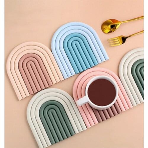 2PCS Silicone Rainbow Coasters Insulation Pads Cup Mat Non Slip Placemat Removable Home Decor Kitchen Accessories For Pot Plate