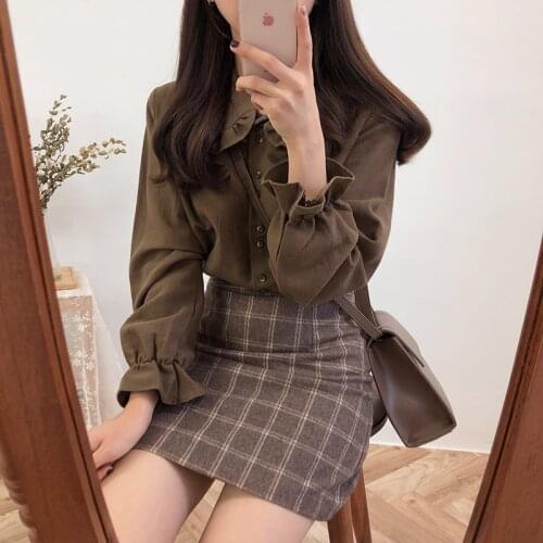 Basic Shirts Blouses 2020 Fall Women Fashion Design Korean Preppy Style Flare Sleeve Peter Pan Collar White Button Shirt