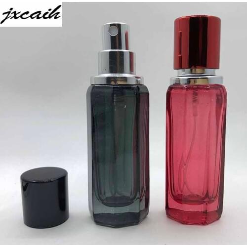 Jxcaih 1pcs25ML Mini Polygon GlassPerfume Bottle Can BeFilled With Cosmetic Case Plastic Cap Anodized Aluminum Nozzle
