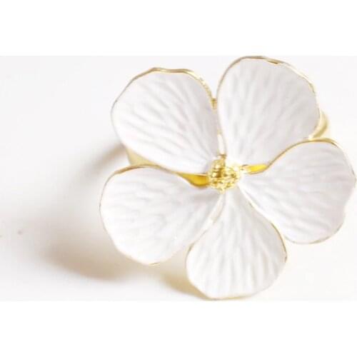 8pcs/lot Wedding simple plum napkin napkin 5 petals lucky flower napkin ring napkin ring