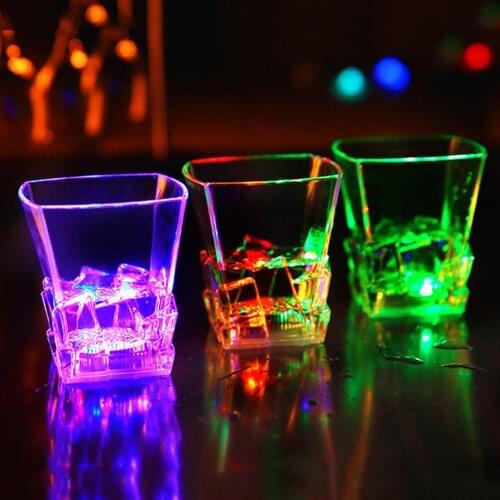 40%HOTLED Flashing Color Change Water Activated Beer Whisky Cup Mug Party Bar Supplies