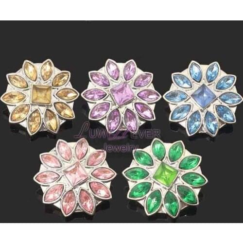 Wholesale metal Rhinestone Snap Buttons W128 flowers Diy Jewelry fit 18mm Snap button Necklaces/Bracelets for women