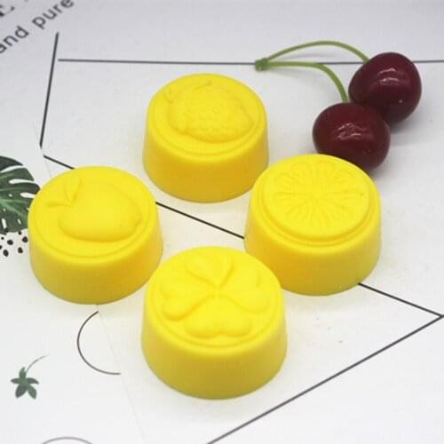C1304 4 Fruit four-leaf grass orange Apple strawberry cake decorated with silicone baked moon cake hand-made soap mold