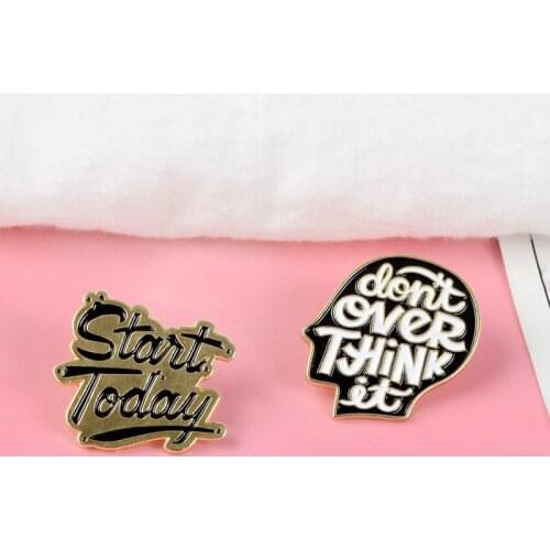 Skull Pins Medical Brooch Pins Letter Pin Bags Badge Gifts