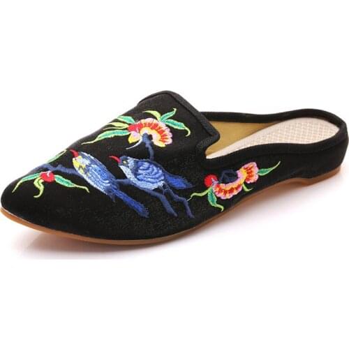 Brand Soft Cotton Fabric Ladies Embroidered Pointed Toe Mules Shoes Summer Vintage Women Comfort Embroidery Slide Slippers