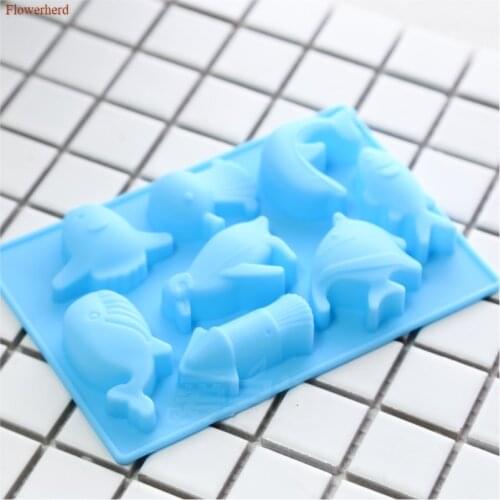 3d 8 Holes Ocean Octopus Penguin Mold Handmade Soap Silicone Mold DIY Chocolate Candy Mold Fondant Cake Mold Cake Decors