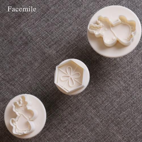 Facemile 3pcs/set Cake Plunger Cookie Cutter Fondant Decorating Tools Christmas 04038 Gift