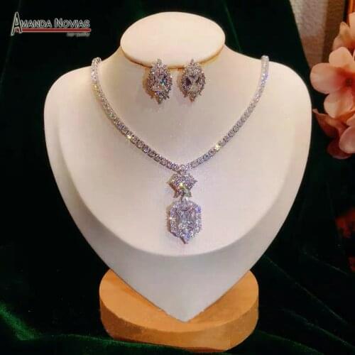 Wedding jewelry, necklaces, earrings