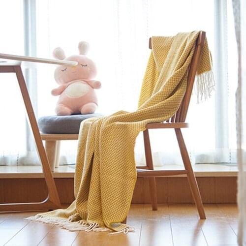 Yoga Blanket INS Nordic Blanket Shawl Blanket Simple Sofa Airplane Blanket Yoga Blanket Soft Clothing Model Room with Blanket