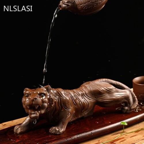 1 PCS Yixing Handmade Purple Clay tea Pet Creative tiger Statue animal Figurine Ornament Tea Accessories Crafts home decoration