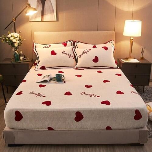 Xmas Red warm Universal Mattress Cover Mink Cashmere Thicken sheets bed Pillow Case Winter Fitted Sheets Dust Cover Protector