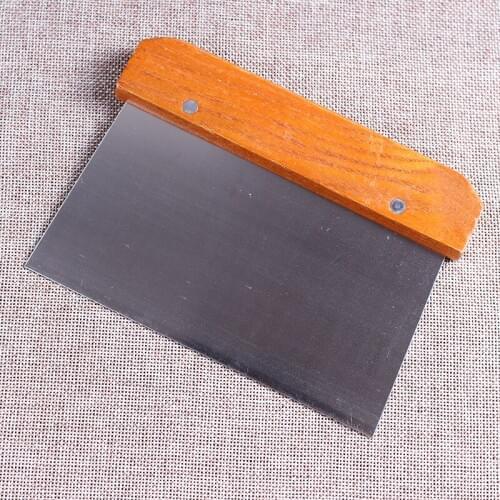 A baking tool knife with wooden handle scraper scraper scraper plane iron stainless steel knife special offer