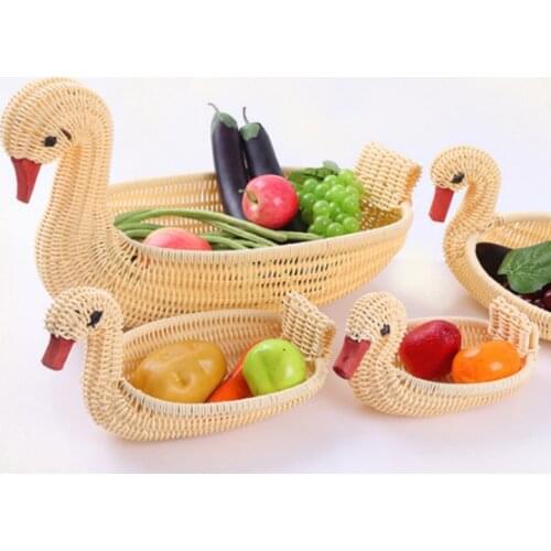 New Ideas Goose Rattan Basket Animal Modeling Environmental Rattan Woven Fruit and Vegetable Food Storage Basket