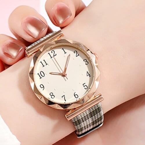 New Brand Luxury Fashion Quartz Ladies Watch Plaid Clock Rose Gold Dial Dress Casual Wristwatch relogio feminino Women Watches