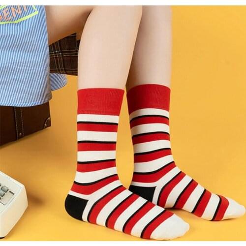 Youth INS Fashion Stripe Gay Color Street Skateboard Sports Exquisite Woman Adequate Quality Breathable Lady Crew Tube Socks