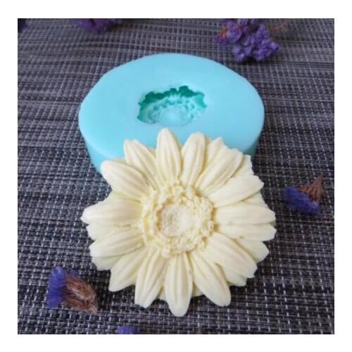 PRZY HC0094 3D molds Small daisy flowers silicone soap mold flower candle aroma mould soap making moulds resin clay molds