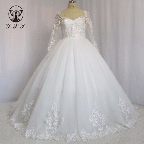 Vintage Robe De Mariee Scoop Neck Appliqued Lace Long Sleeve Court Train Wedding Dresses 2018