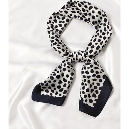 Fashion Stone Printed 2021 Multifunction Casual Small Square Head Scarves for Girl Bandana Women Silk Hair Scarf Headband