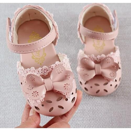 2021 Summer Kids Shoes Hollow Out Footwear Bow Decoration PU Leather Sandals For Girls Breathable Babys Flat With Shoes