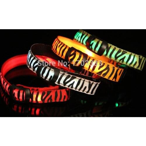 100pcs LED Light Up Dog Pet Night Safety Collar Zebra Print Adjustable Nylon Collar DHL Fedex Free shipping