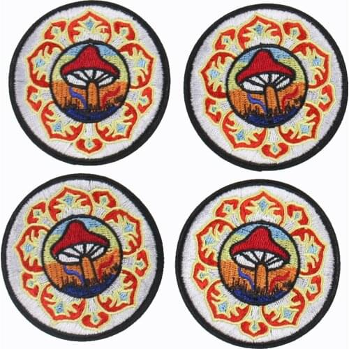 5PCS Round Badges Patches DIY Cute Mushroom Embroidery Applique Iron on Transfers for Clothing Backpacks Fabric Accessories