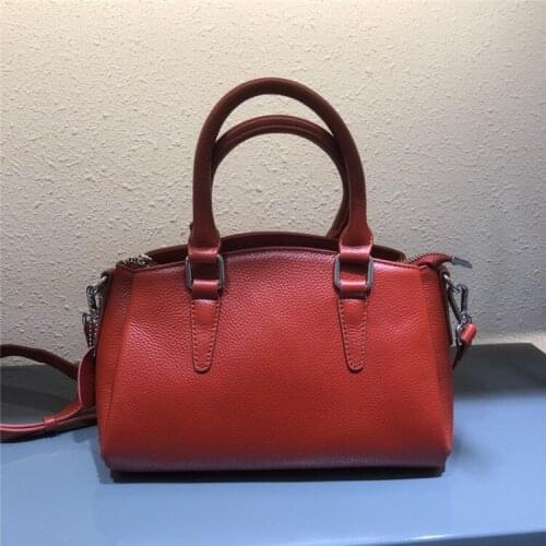 2021 New Handle Bag Exquisite Women Large Capacity Commuter Bag High Quality Leather Fashion Boston Bag For Women