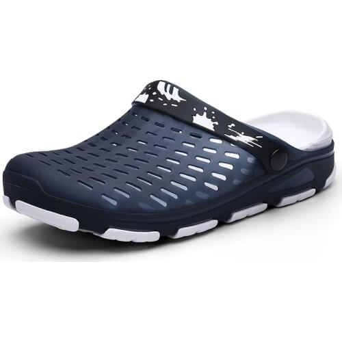 New Summer Fashion Sneakers Men Shoes Outdoor Slippers Fashion Beach Sandals Jelly Breathable Flip Flops Hollow Casual Footwear