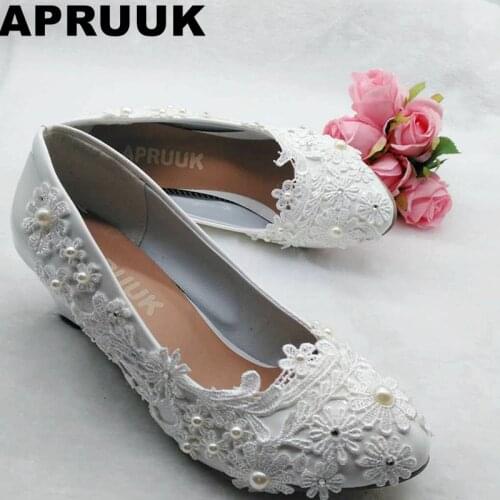 Wedding shoes bride white lace ivory pearls bridal shoes wedges heel med heeled fashion lady wedding shoes