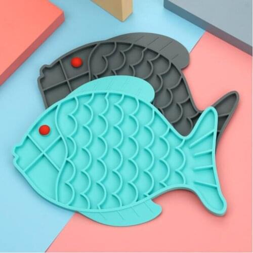 1PC Slow Feeder Mat Bowls Fish Claw Shape Silicone Feeding Lick Dispensing Pad Pet Supplies For Dog Cat Health