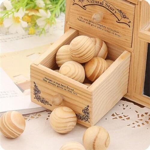 50pcs Wardrobe Pest Control Wooden Mothballs Moth Natural Cedar Wood Balls Moth Repellent For Drawers Storage Boxes Closets A4