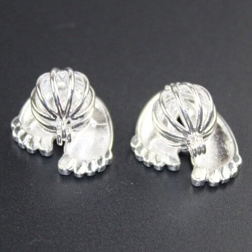 22*20mm,Footprint Pearl Cage Essential Oil Diffuser Pendant,Aromatherapy Locket Necklace Volcanic Setting Lava Stone Jewelry,HM