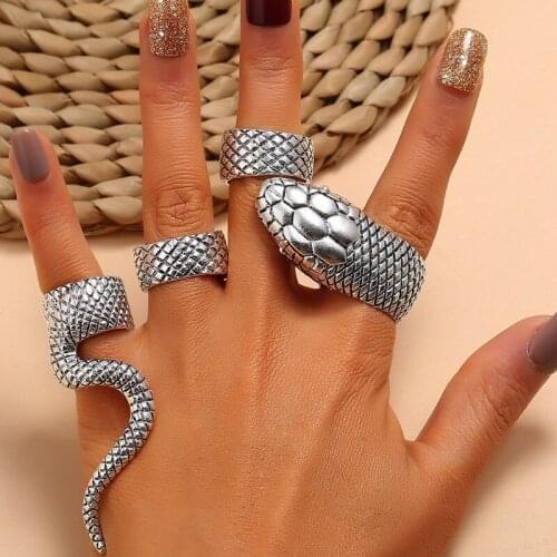 4Pcs/Set Retro Exaggerated Spirit Snake Rings Punk Gothic Style Split Boa Nightclub Finger Bands Set Hip-Hop Jewelry Gift