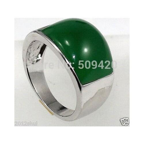 ESTATE FINE real green jade silver ring size 8-9