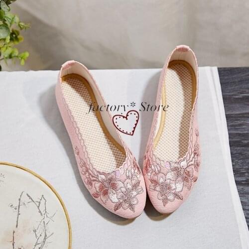 Hanbok Hanfu Shoes Embroidered Shoes Low Heel Tpr Tip Embroidered Shoes Ethnic Ms. Shoes Casual Shoes