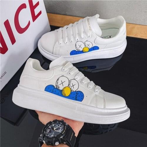 Autumn White Sneakers Men Couple Casual Shoes Cartoon Graffiti Cute Designer Sneakers Men Comfortable Streetwear Platform Shoes