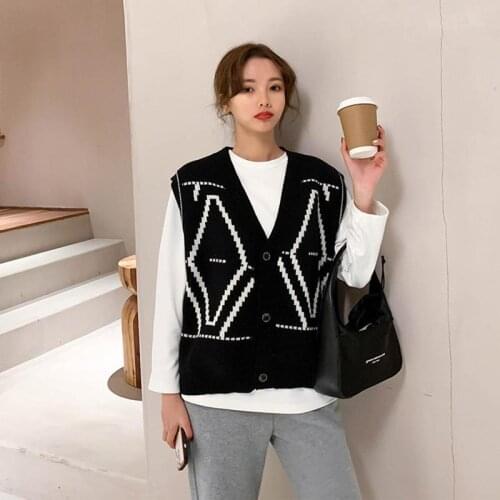 2021 Women New Knit Sweater Vest Female Knitting Pullovers Sleeveless Waistcoat Ladies Vintage V Neck Print Sweaters Tops Q267