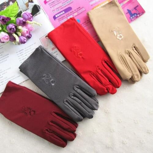 Hot Sale New Style Evening Party Formal Prom Stretch Satin Gloves Fashion Warm Winter Gloves Beautiful Women Embroidered