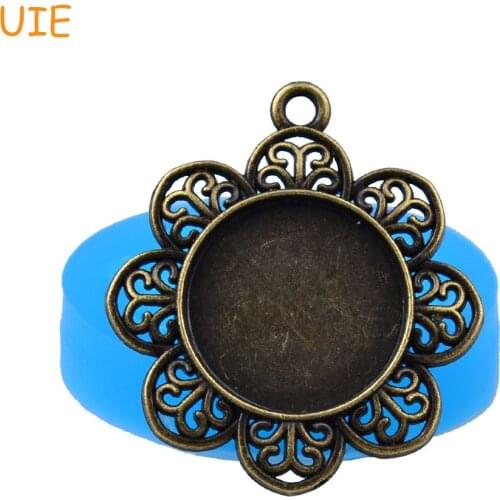 OYL006U 34.3mm Flower Round Frame Pendant Flexible Silicone Mold - for Cake Decorating Tools, Fondant, Scrapbooking, Resin Candy