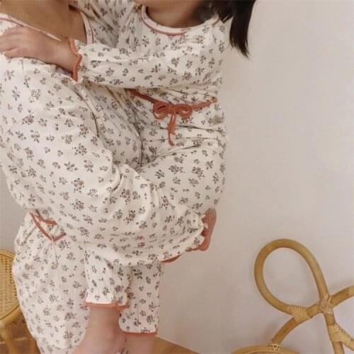 8819 Childrens Bodysuit Parent-child Floral Belt Home Set Autumn Winter 2021 Boys Girls Elastic Comfortable Closure Set