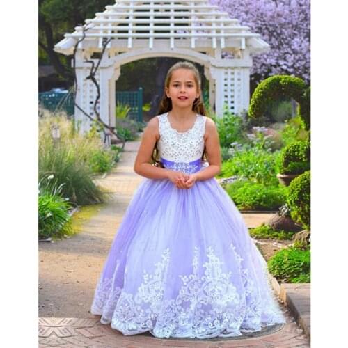 New Lace Flower Girl Dresses Pageant With Blush Pink Applique Sheer Neck Sweep Train Teens Birthday Party Communion Gowns