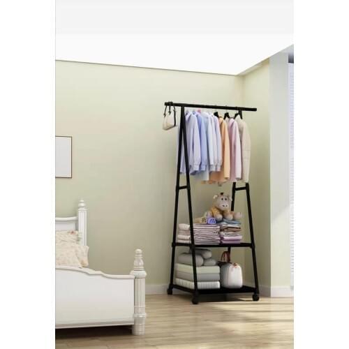 Outdoor clothes hanger